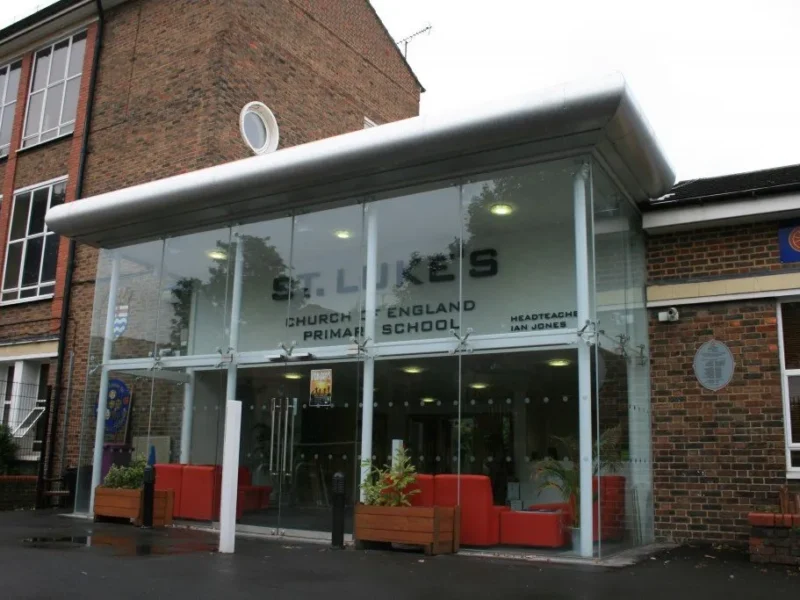 Mirrors | Splash Backs | Fire Glass | Balustrades | Screens & Partitions | Floor Panels | Windows & Doors | Structural Glass & Curtain Walling | Roof Glazing | Showers