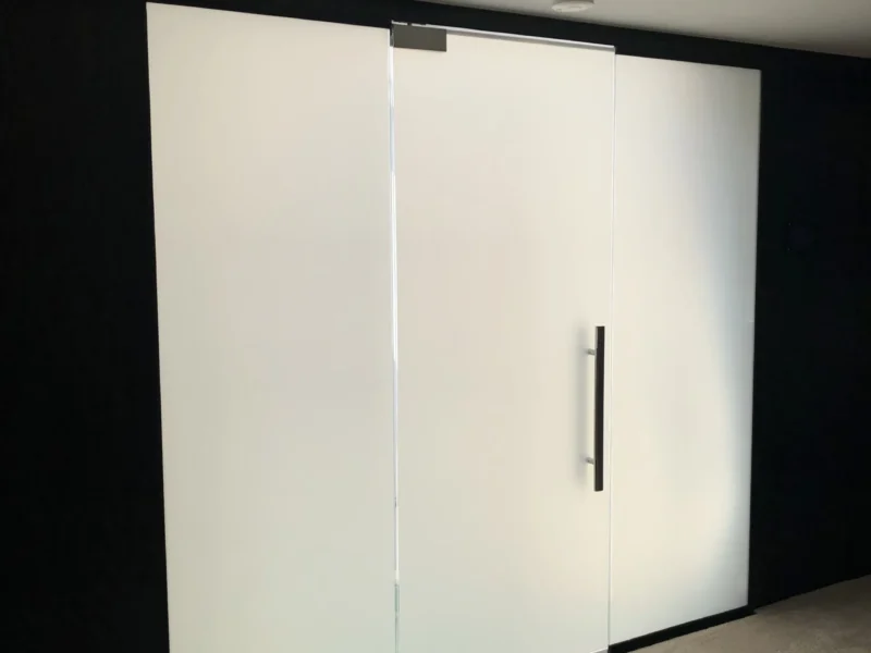 Mirrors | Splash Backs | Fire Glass | Balustrades | Screens & Partitions | Floor Panels | Windows & Doors | Structural Glass & Curtain Walling | Roof Glazing | Showers
